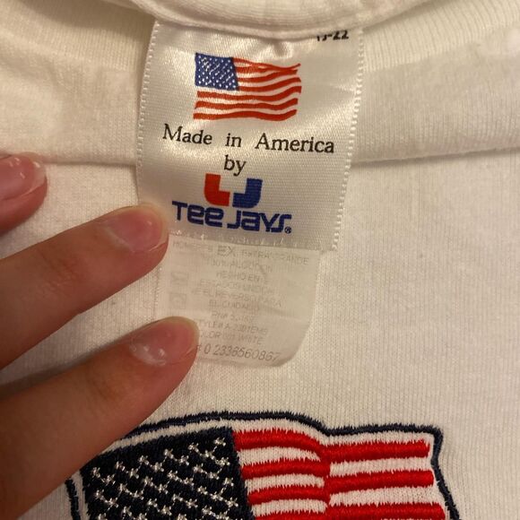 “American Pride” embroidered tee - Picture 6 of 8